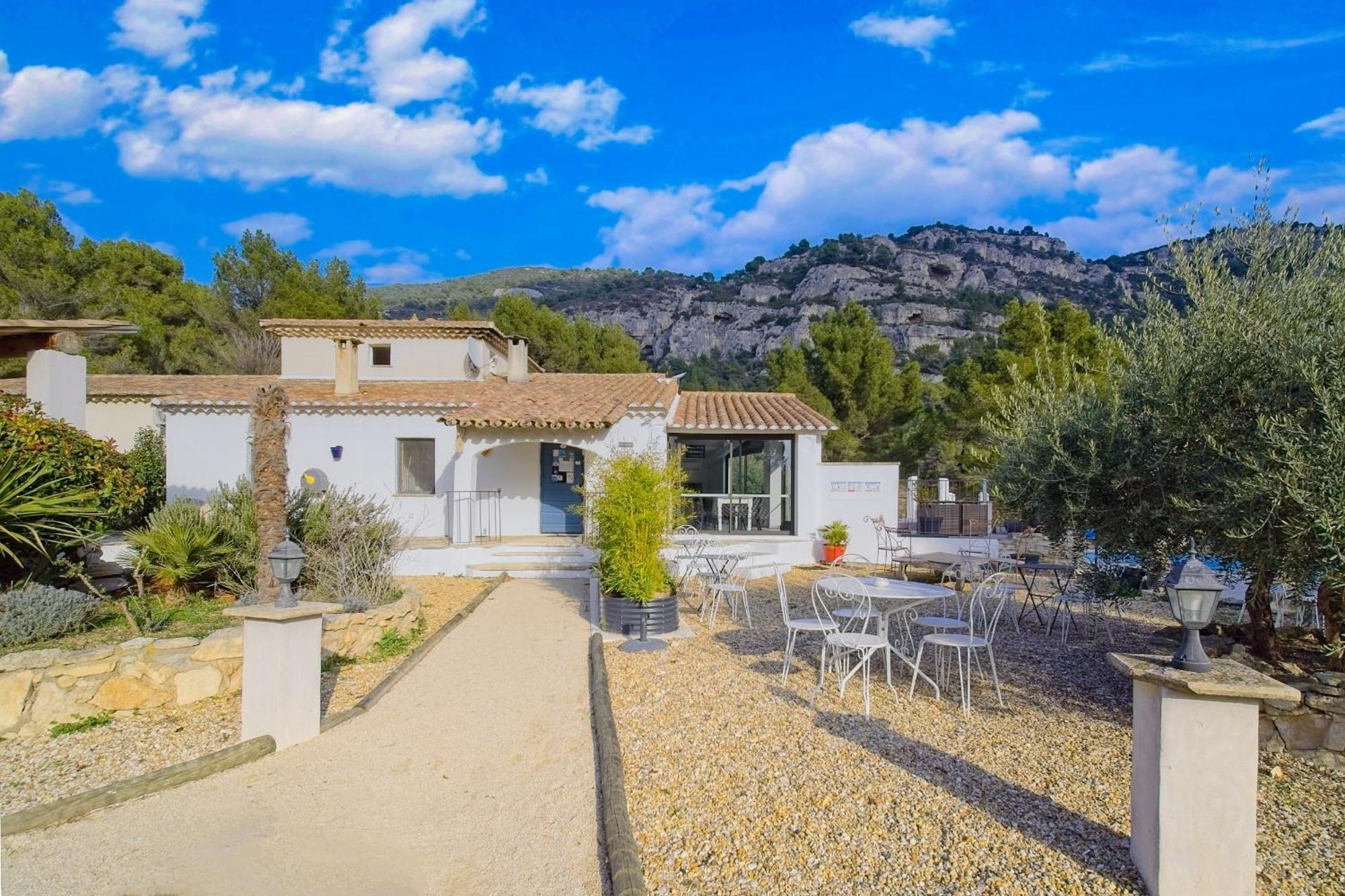 B&B Villa Chante Coucou Fontaine-de-Vaucluse Buitenkant foto